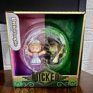 Little people Collector Wicked Set